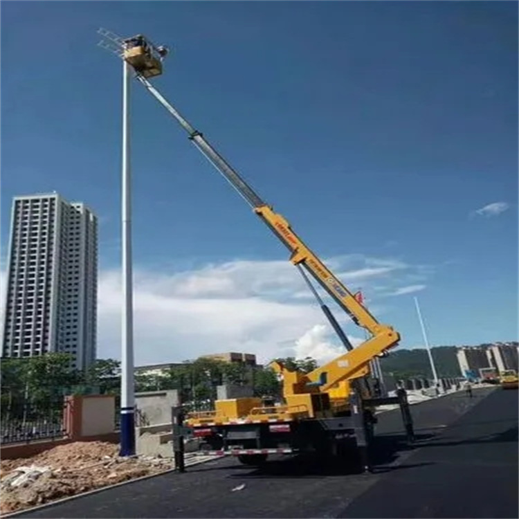 廉江维修路灯的曲臂升降车出租