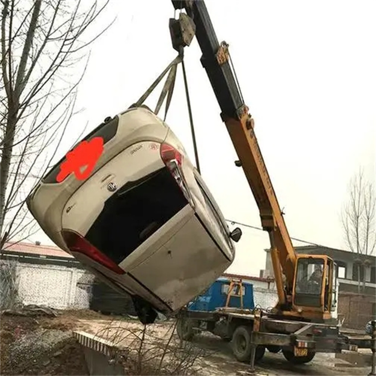 廉江随时待命，吊车24小时道路救援服务全解析